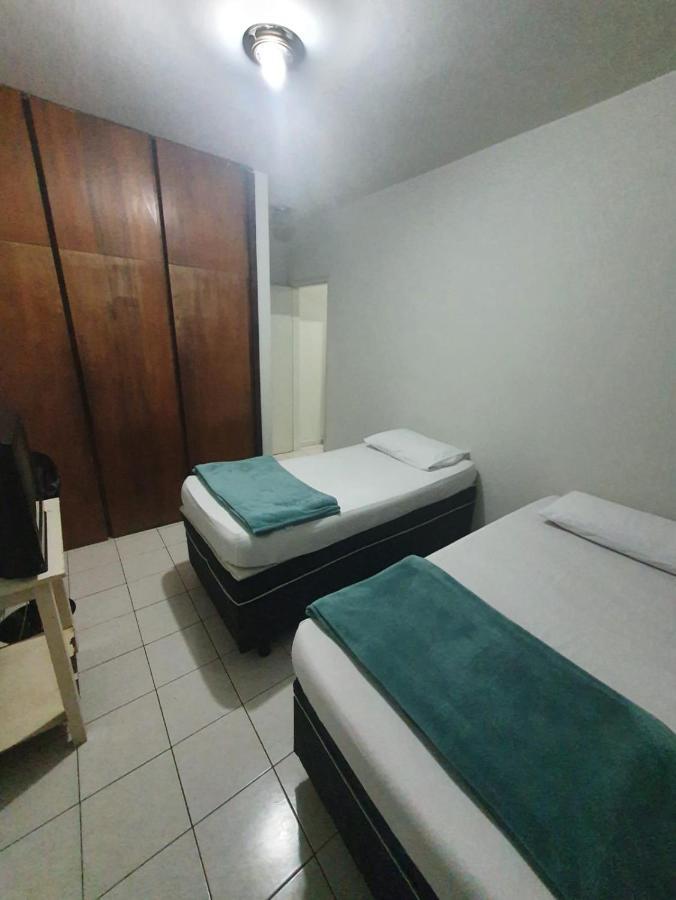 Hostel Umuarama Uberlândia מראה חיצוני תמונה
